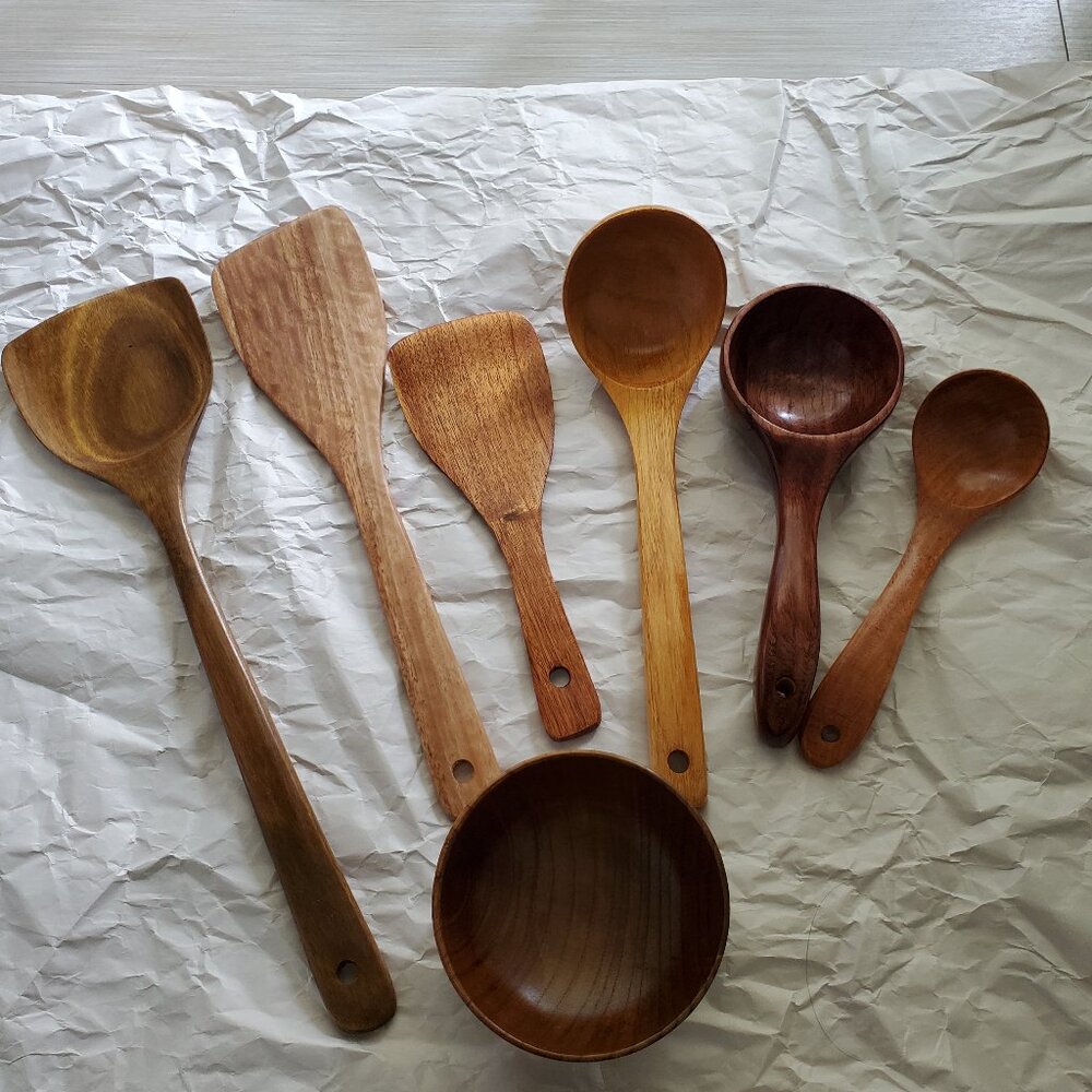 NWOT  Wooden kitchen cutlery（7pcs）